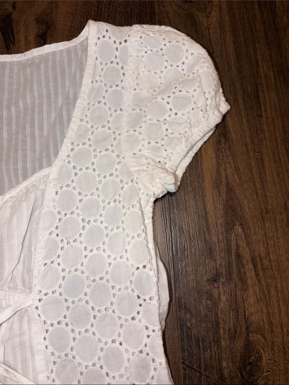 Banana Republic White Eyelet Lace Tie-Front Blouse